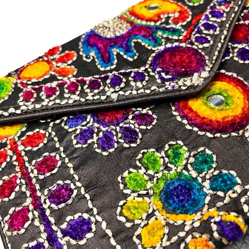 Women Banjara Clutch Bag In Rajasthani Style Magenatic Closure Clutch Pu… - Picture 5 of 8